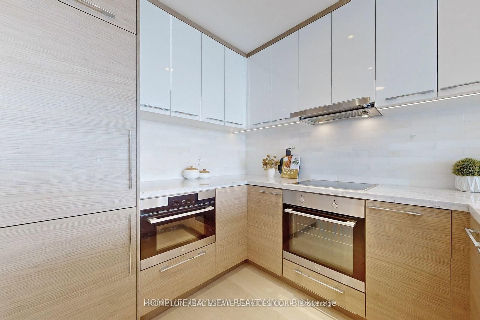 488 University Avenue, Unit 4312 thumbnail 7