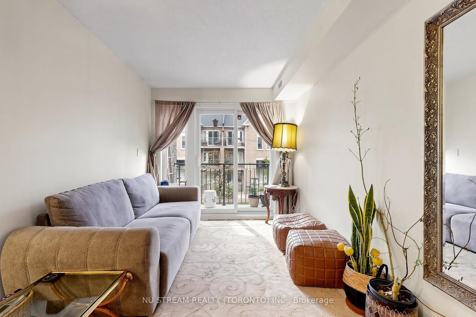 10 Brian Peck Crescent, Unit 201 thumbnail 6