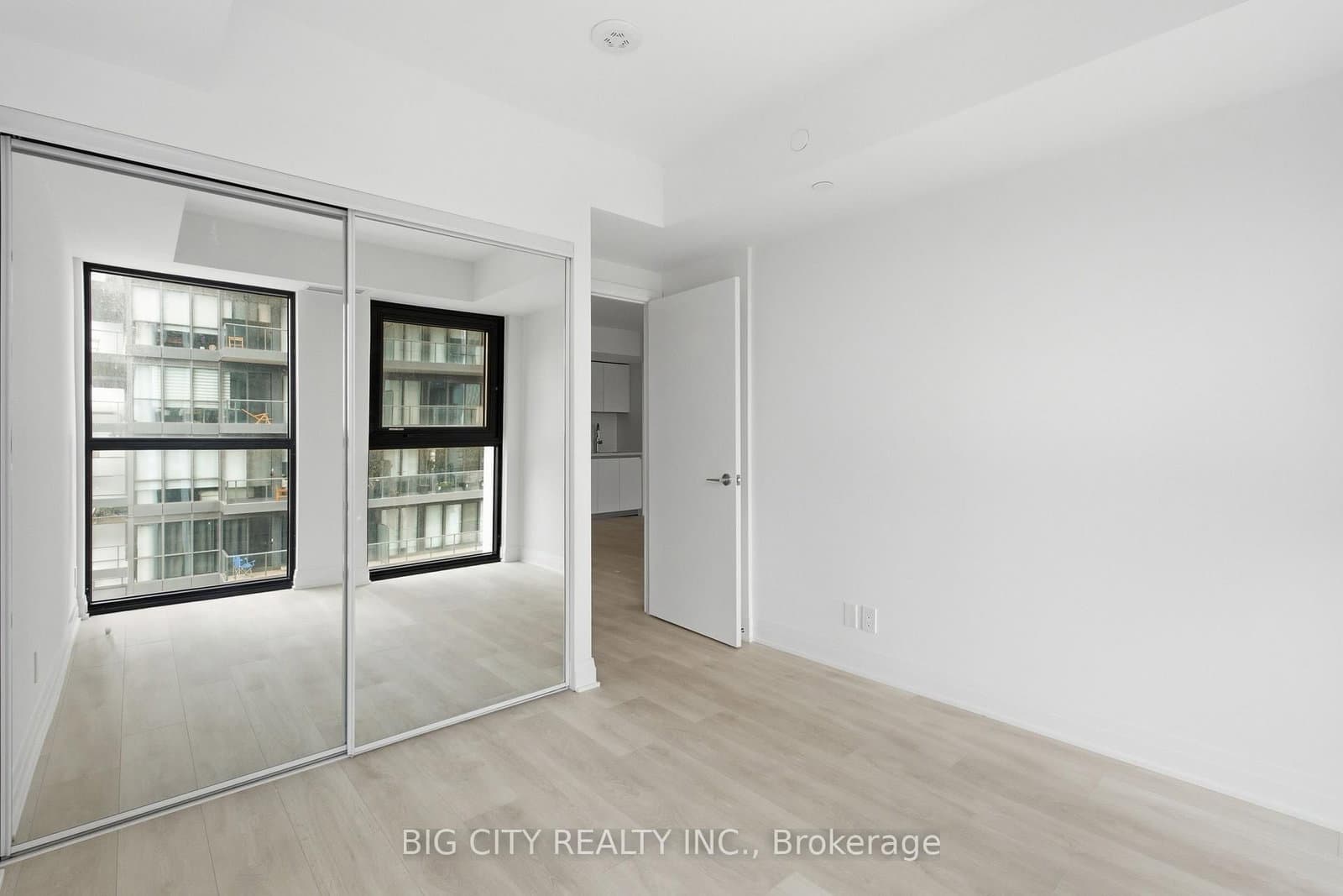25 Frederick Todd Way, Unit 1206 thumbnail 15