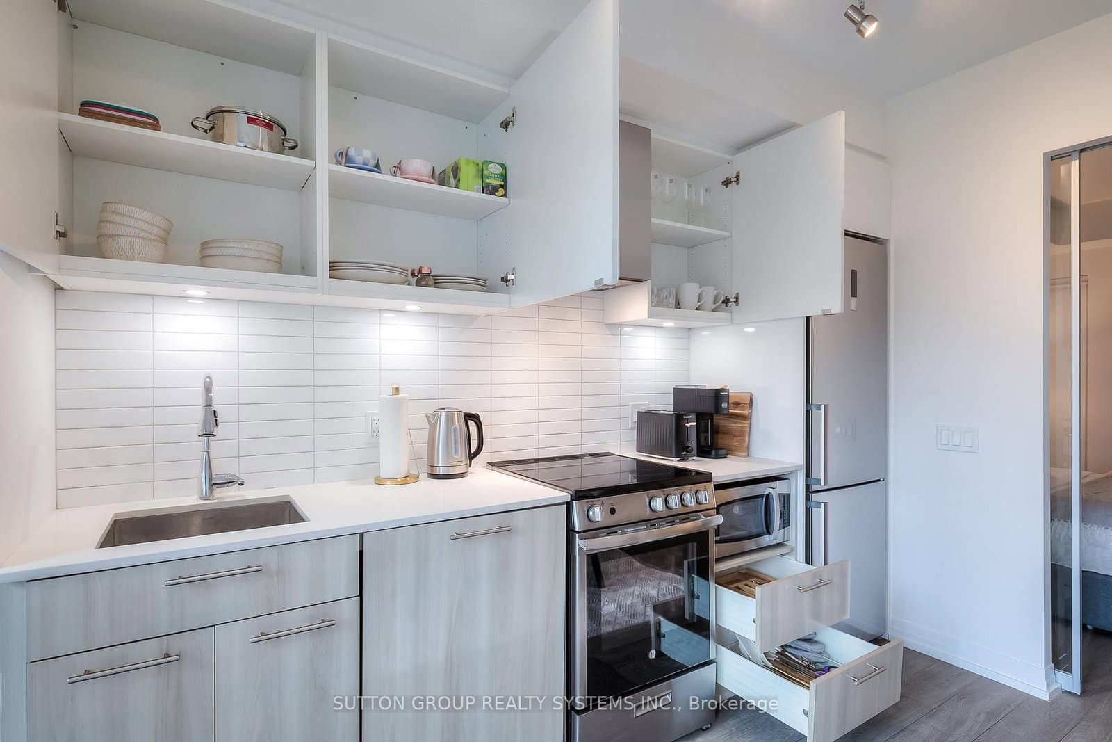 251 Jarvis Street, Unit 731 thumbnail 12