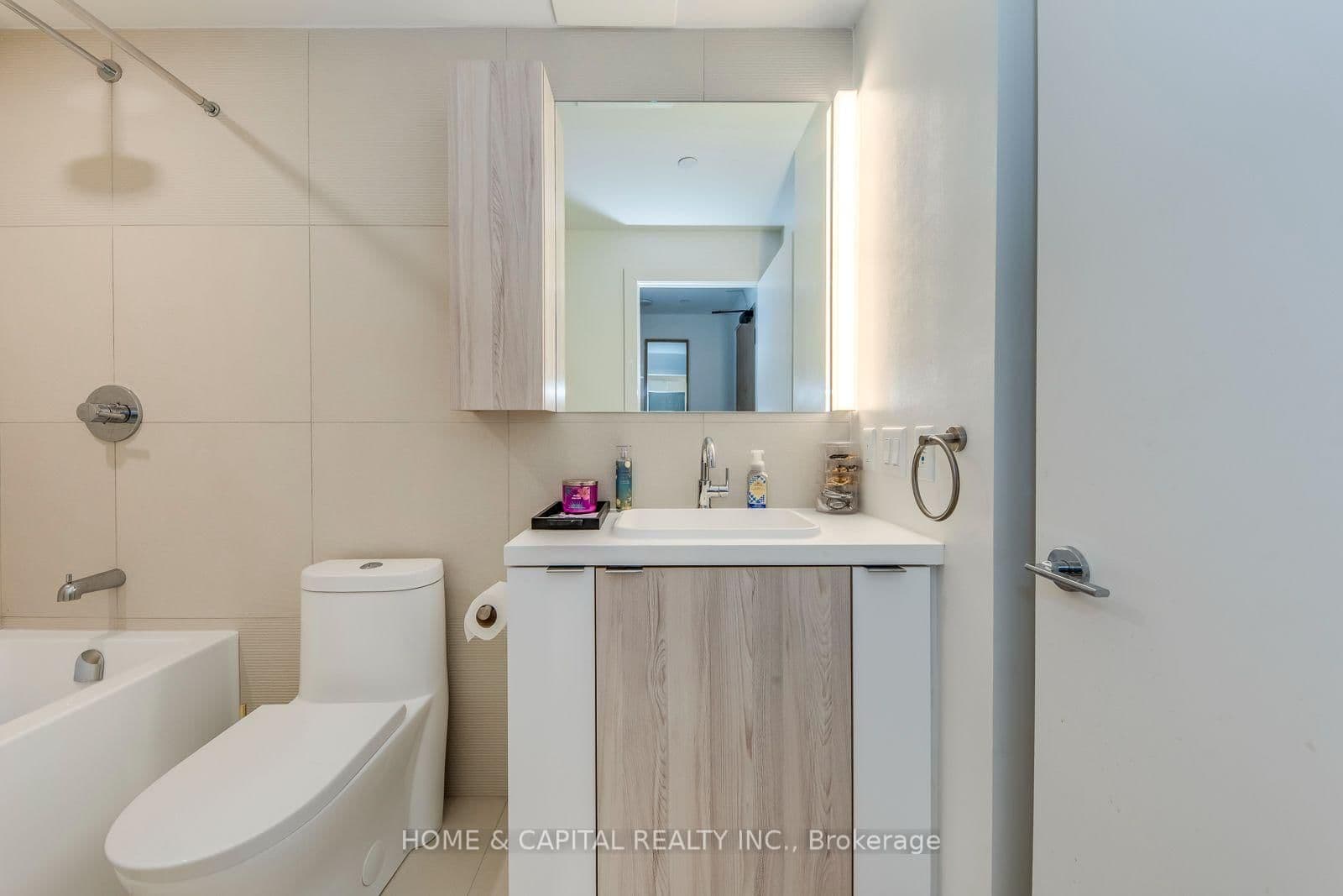 15 MERCER Street, Unit 403 (Unfurnished) thumbnail 20