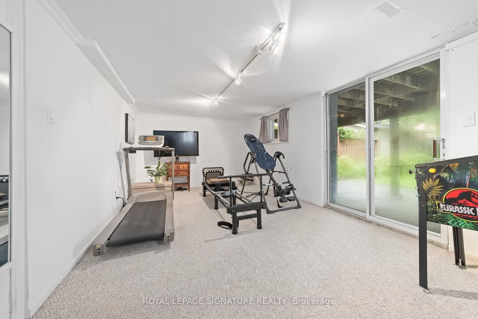 153 Banff Road thumbnail 26