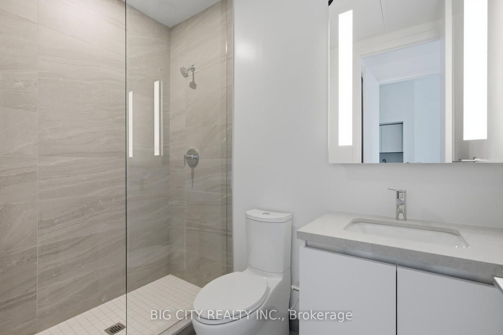 25 Frederick Todd Way, Unit 215 thumbnail 13