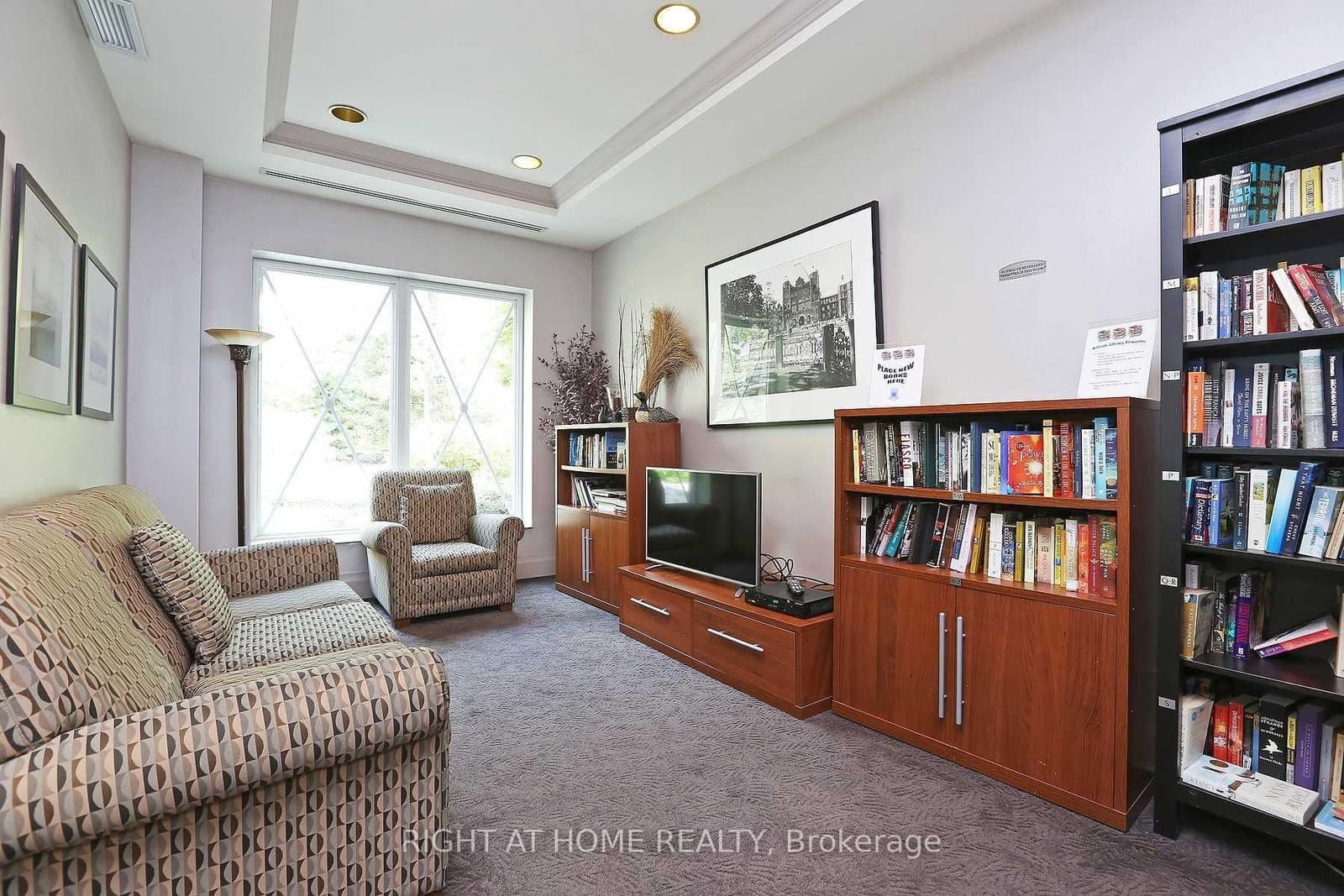 38 William Carson Crescent, Unit 615 thumbnail 19