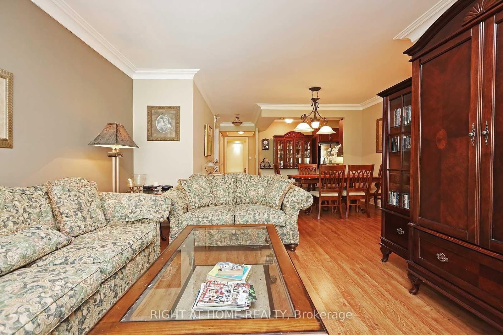 38 William Carson Crescent, Unit 615 thumbnail 2