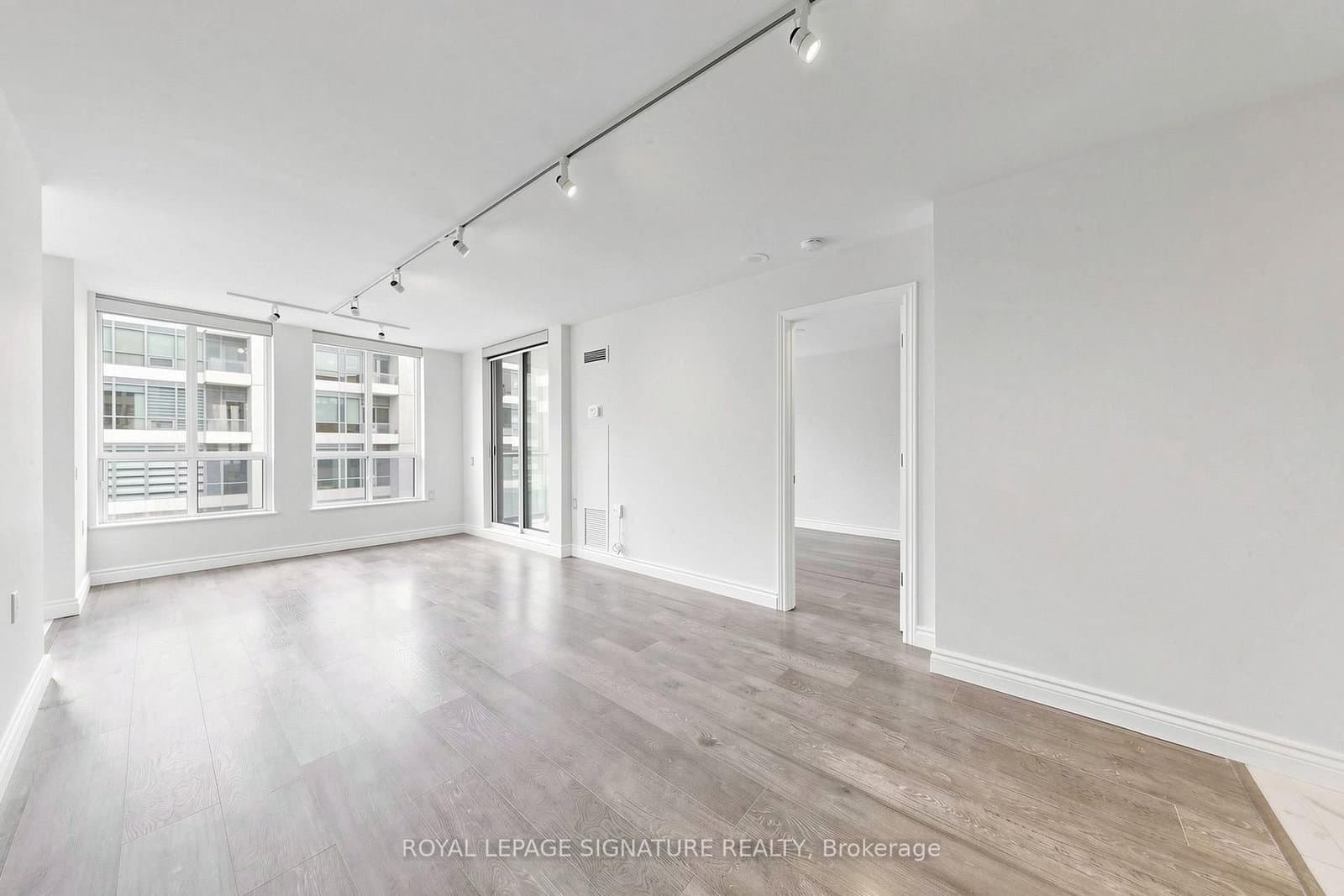 388 Bloor Street E, Unit 1801 thumbnail 12