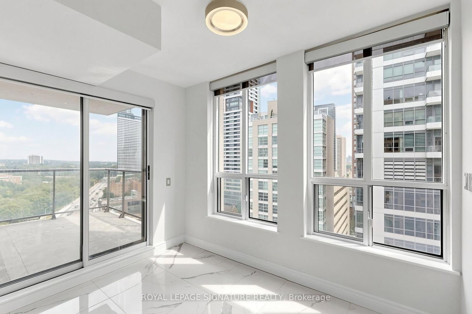 388 Bloor Street E, Unit 1801 thumbnail 25