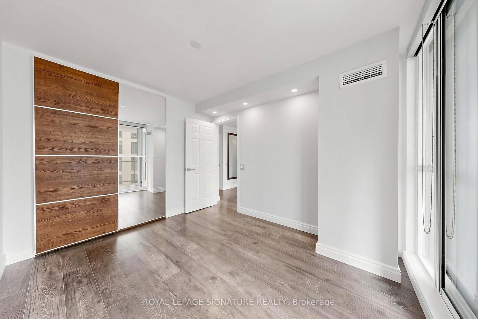388 Bloor Street E, Unit 1801 thumbnail 39