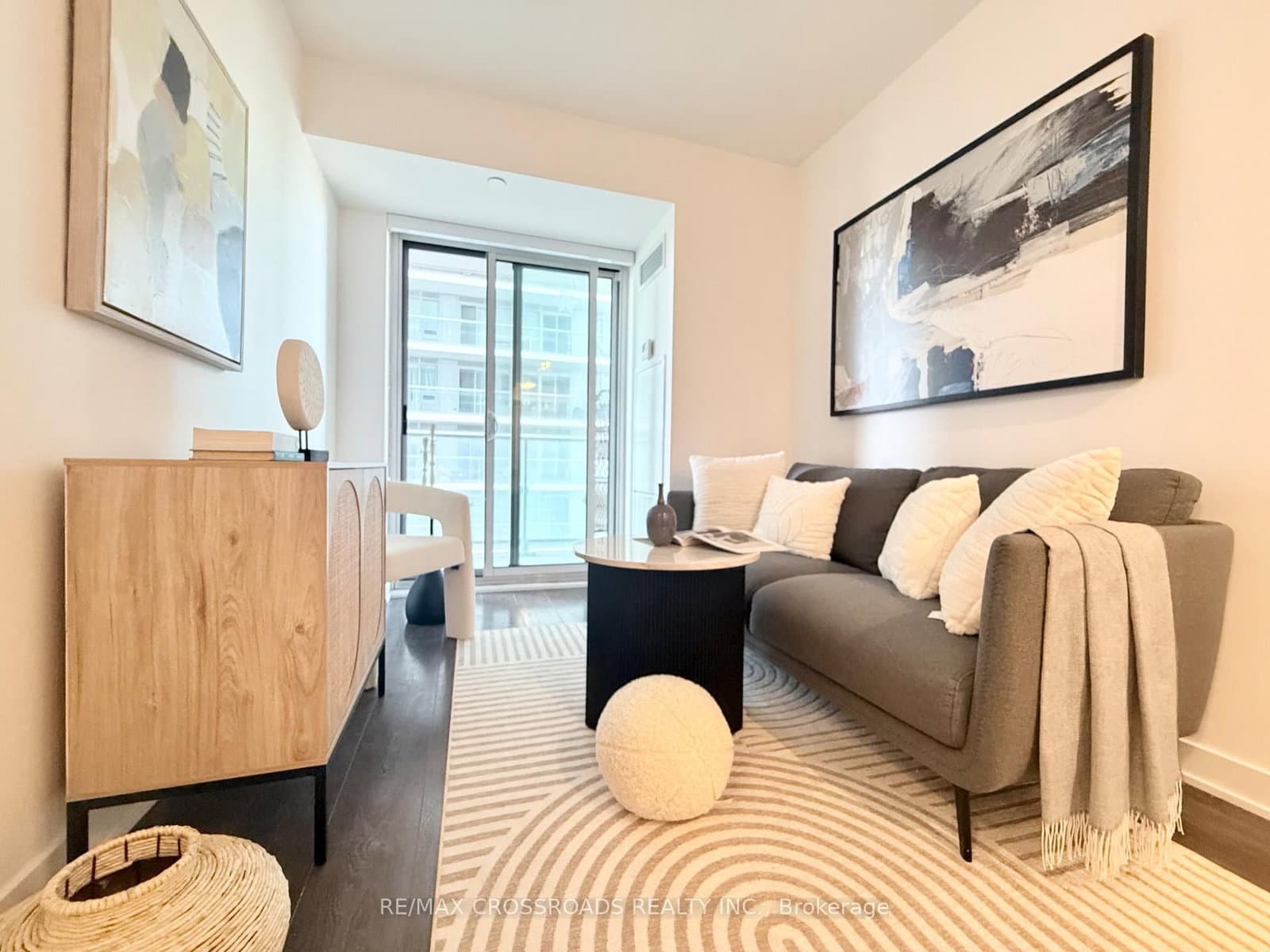 195 Redpath Avenue, Unit 2301 thumbnail 9