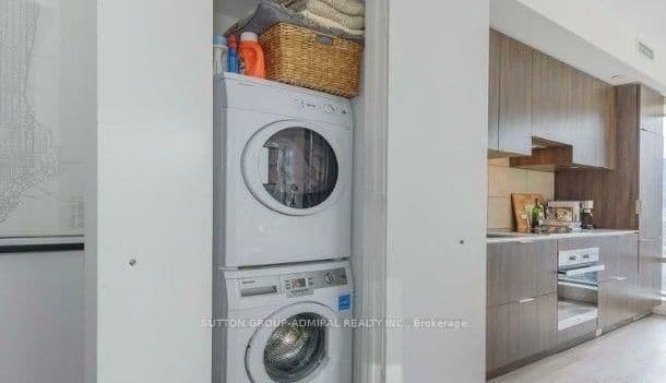 5 St Joseph Street, Unit 1605 thumbnail 13