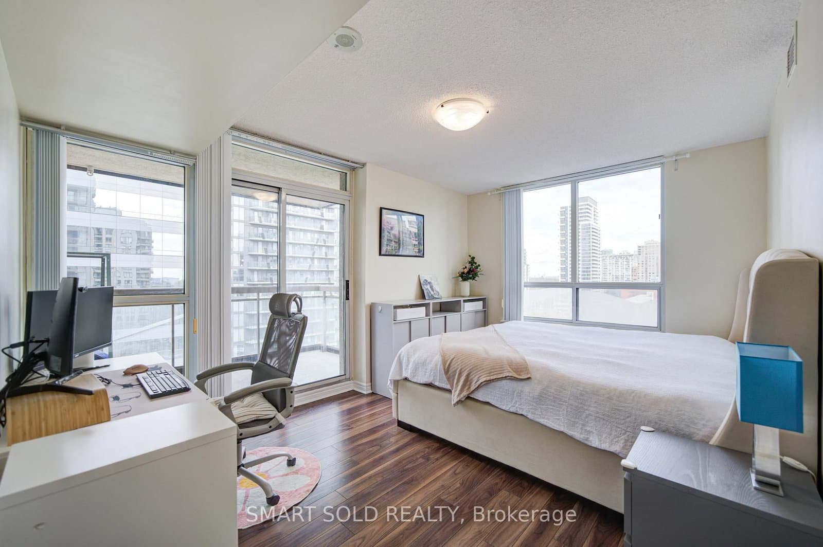 18 Parkview Avenue, Unit 1512 thumbnail 14