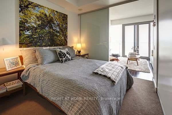 70 Distillery Lane, Unit 805 thumbnail 13