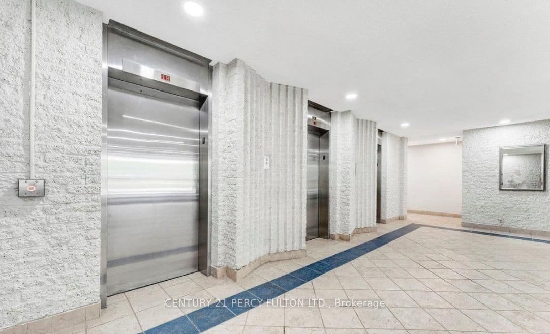 1350 York Mills Road, Unit 2006 thumbnail 3