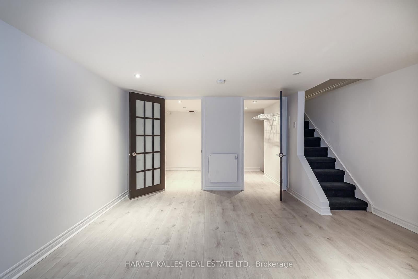 530 Richmond Street W thumbnail 28