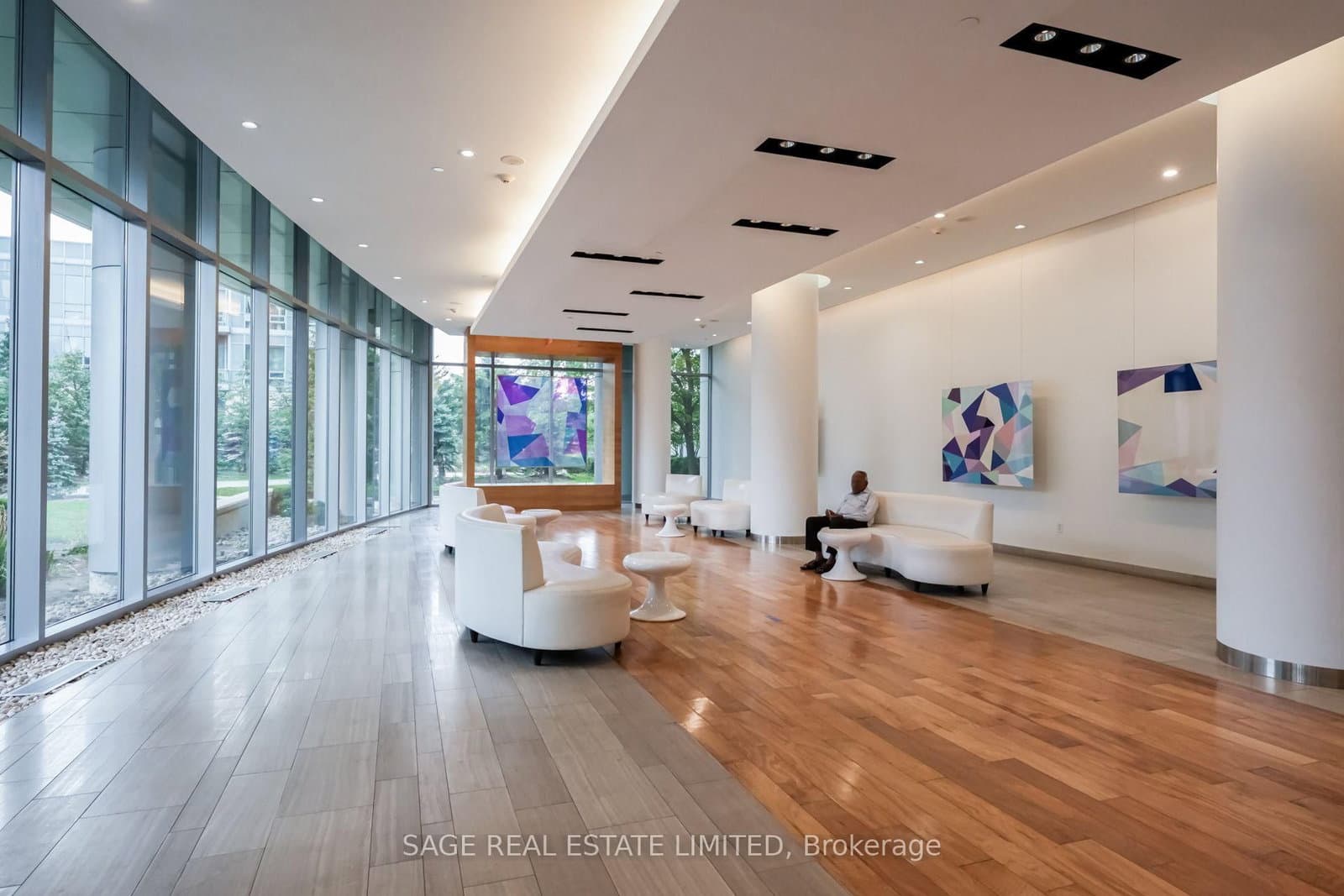 70 Forest Manor Road, Unit 1303 thumbnail 3