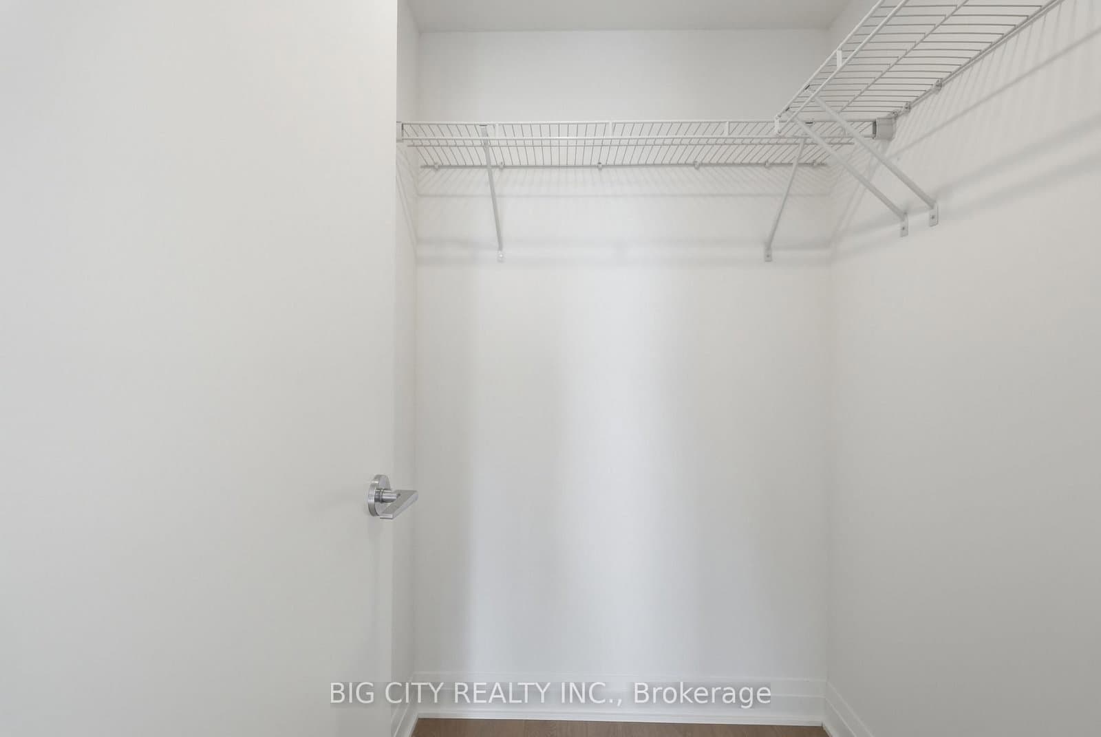 25 Frederick Todd Way, Unit 902 thumbnail 14
