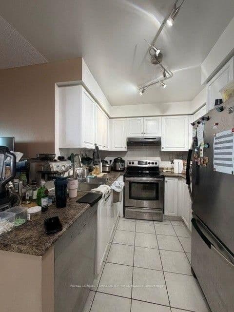 23 Lorraine Drive, Unit 1809 thumbnail 11