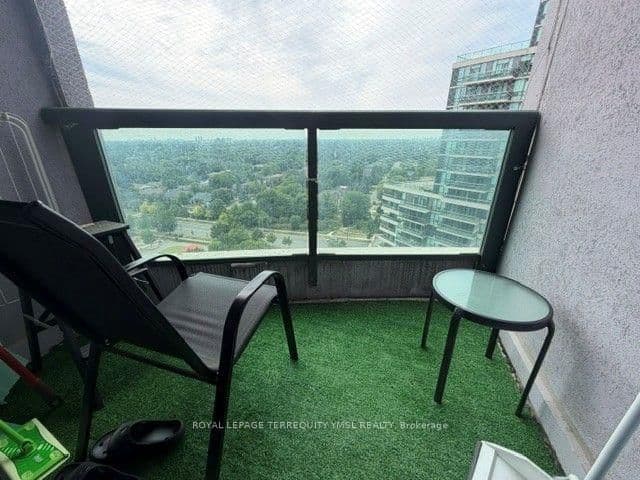 23 Lorraine Drive, Unit 1809 thumbnail 8