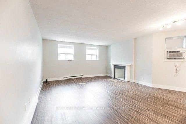 82 Maitland Street, Unit 1 thumbnail 10