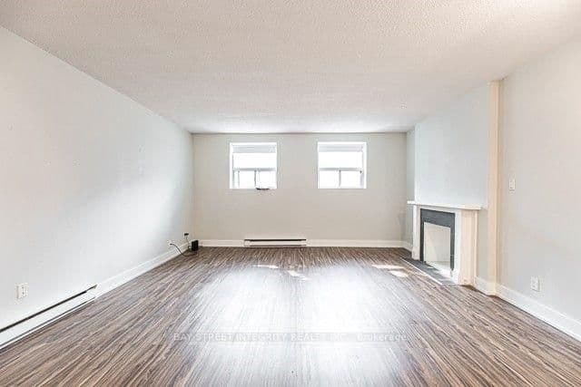 82 Maitland Street, Unit 1 thumbnail 8