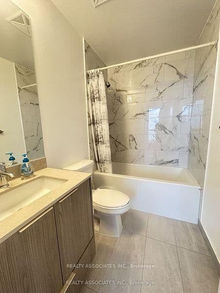 32 Forest Manor Road, Unit 1710 thumbnail 10