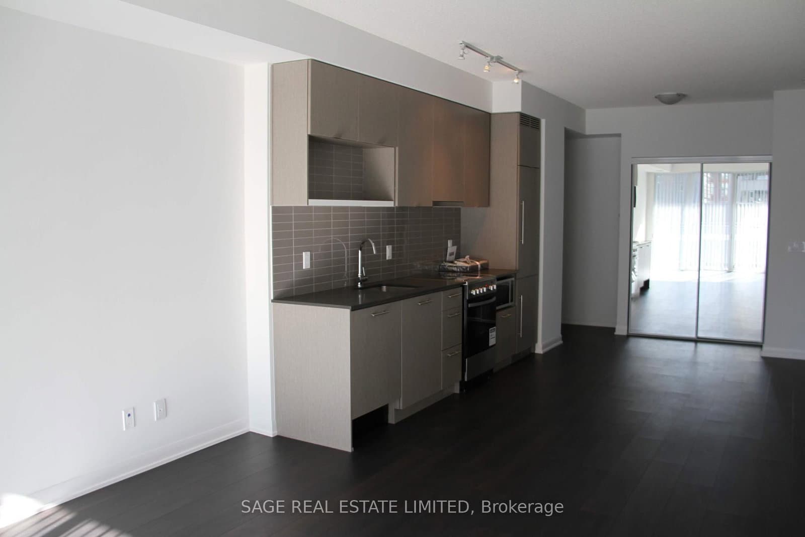 435 Richmond Street, Unit 304