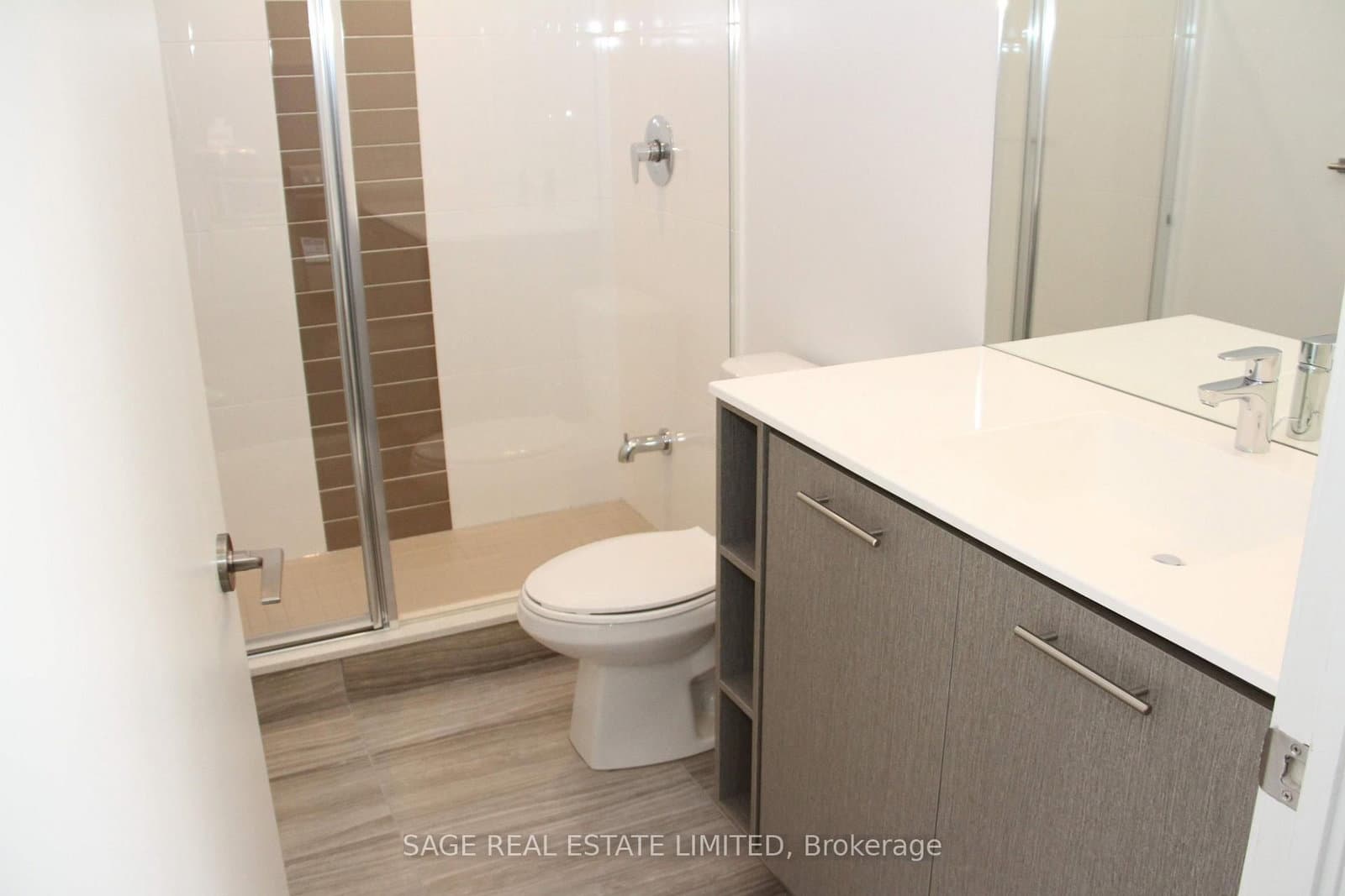 435 Richmond Street, Unit 304 thumbnail 9