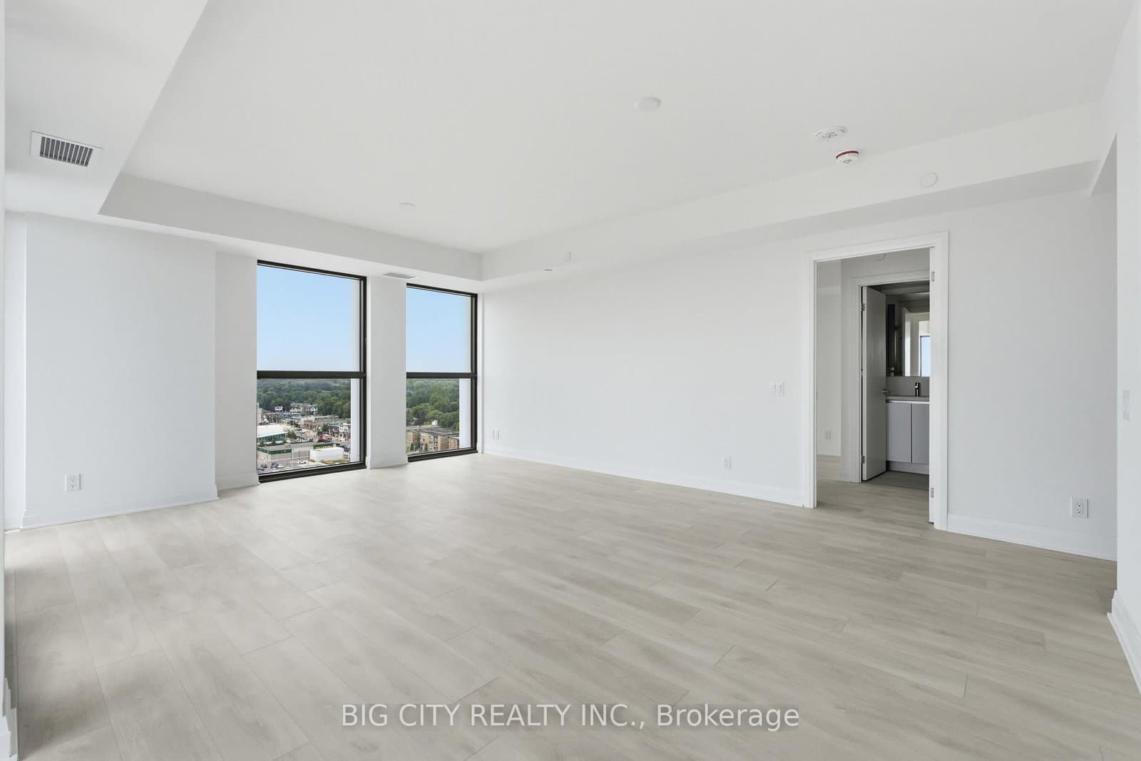 25 Frederick Todd Way, Unit 1502 thumbnail 7