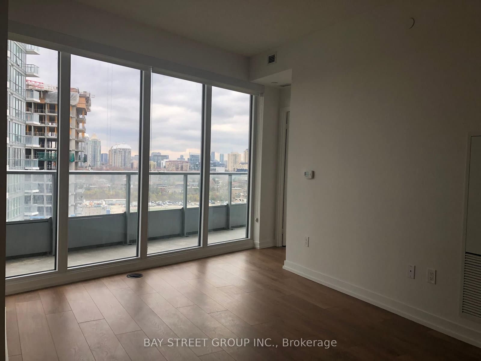 117 Mcmahon Drive, Unit 1808 thumbnail 5