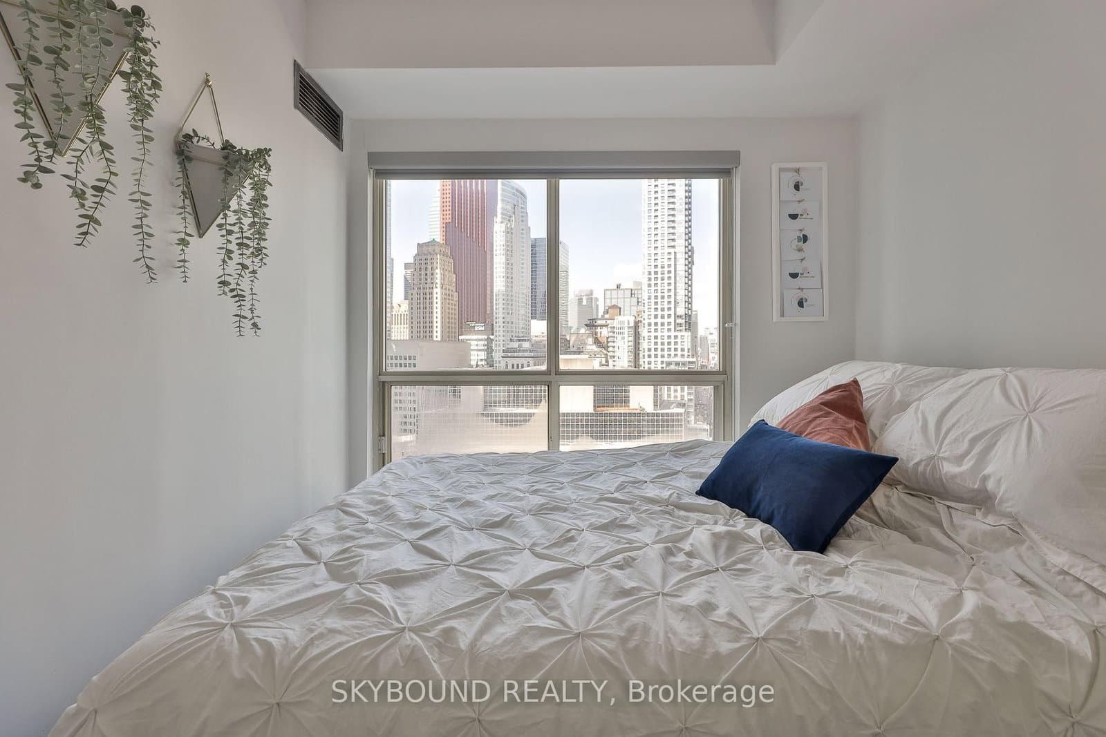 25 The Esplanade, Unit 2206 thumbnail 23