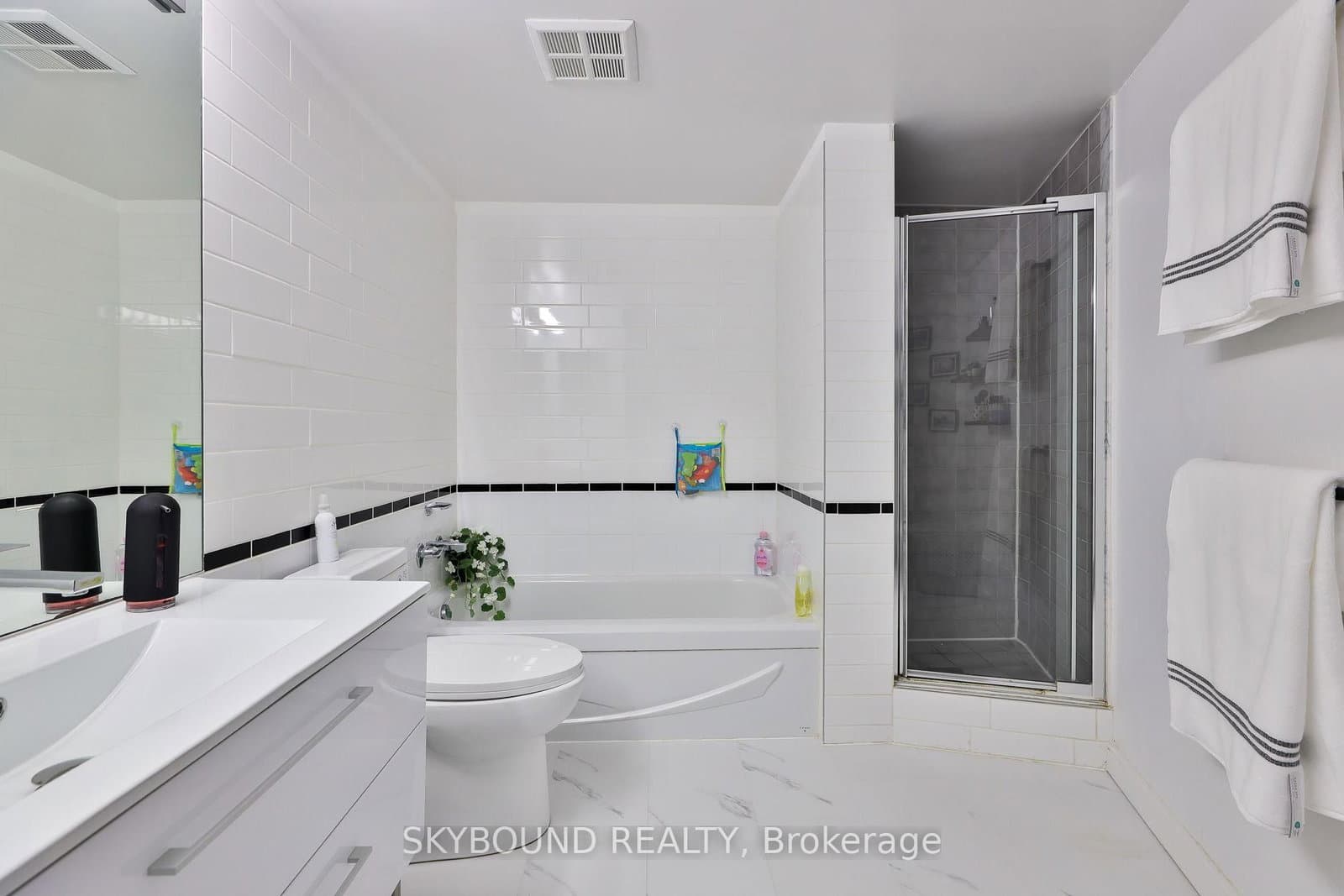 25 The Esplanade, Unit 2206 thumbnail 27