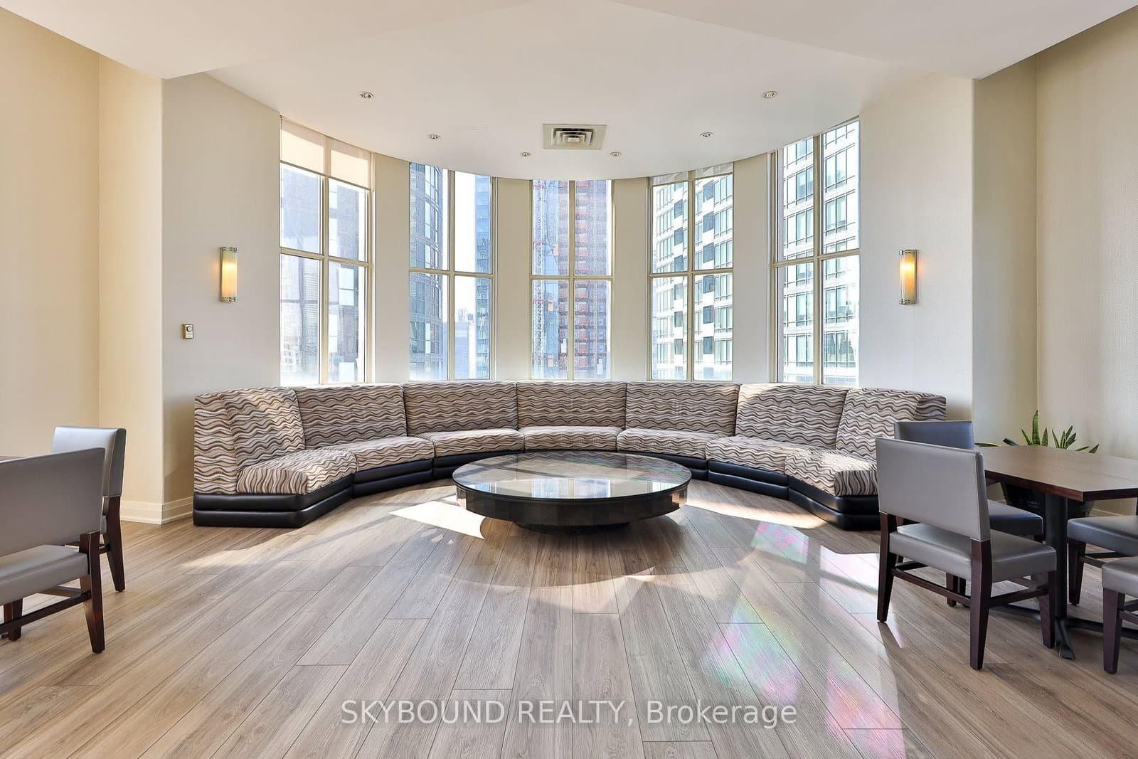 25 The Esplanade, Unit 2206 thumbnail 32