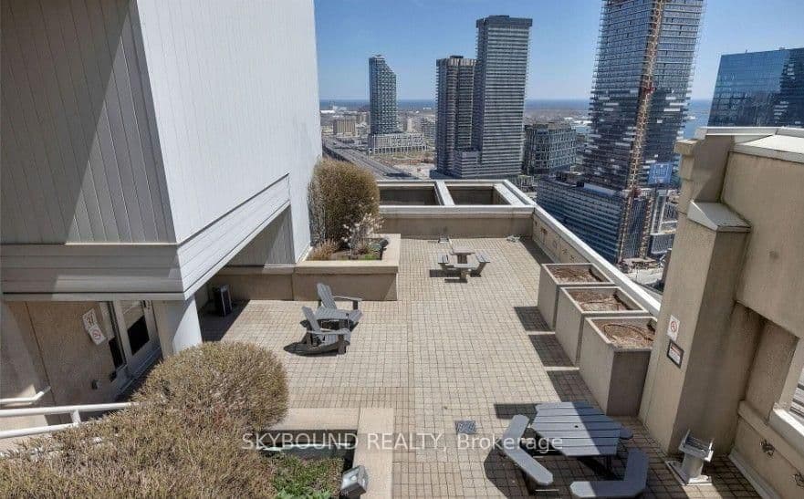 25 The Esplanade, Unit 2206 thumbnail 36