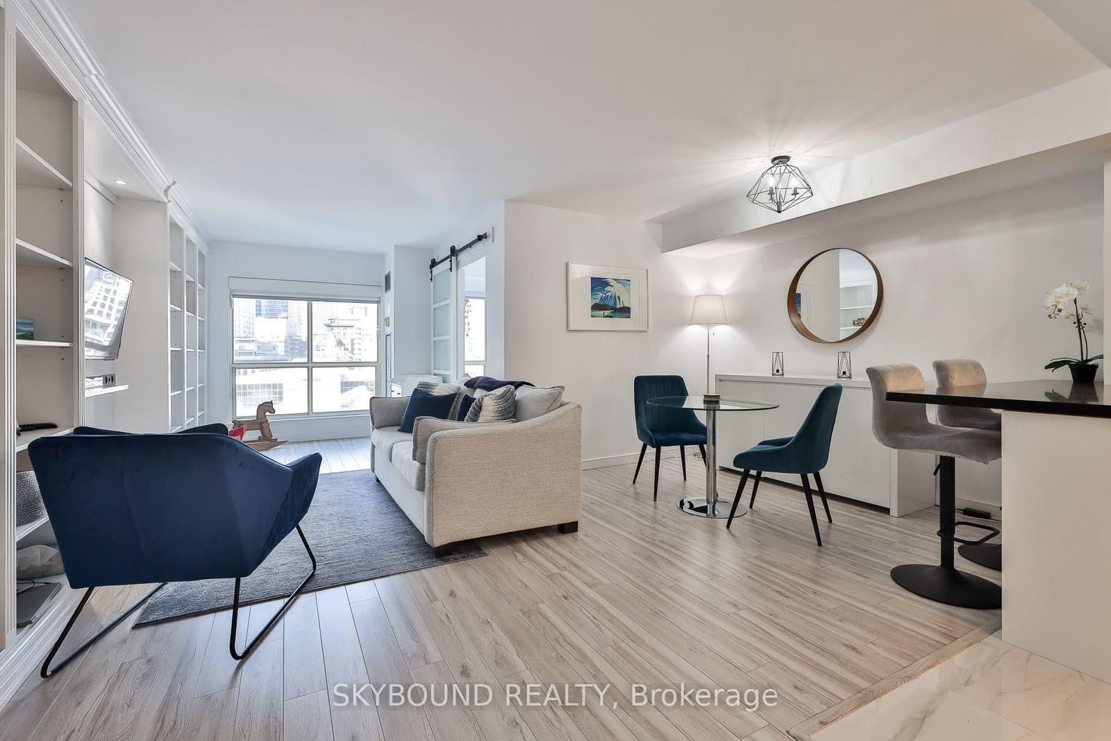 25 The Esplanade, Unit 2206 thumbnail 4