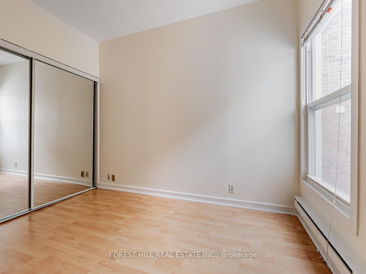 70 Macpherson Avenue, Unit Upper thumbnail 17
