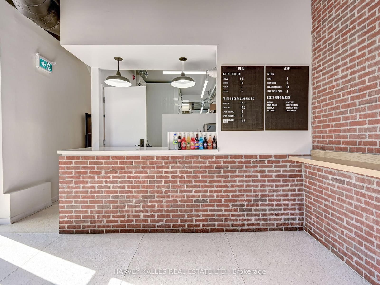 885 Dundas Street W thumbnail 9
