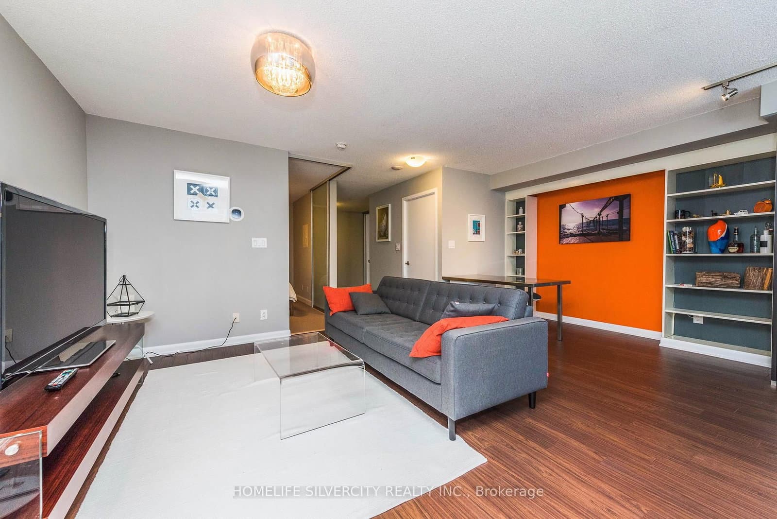 205 Frederick Street, Unit 404 thumbnail 5