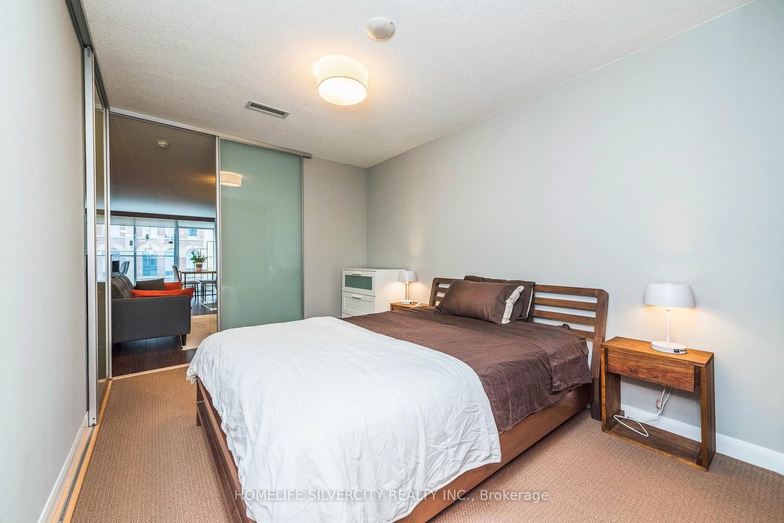 205 Frederick Street, Unit 404 thumbnail 8