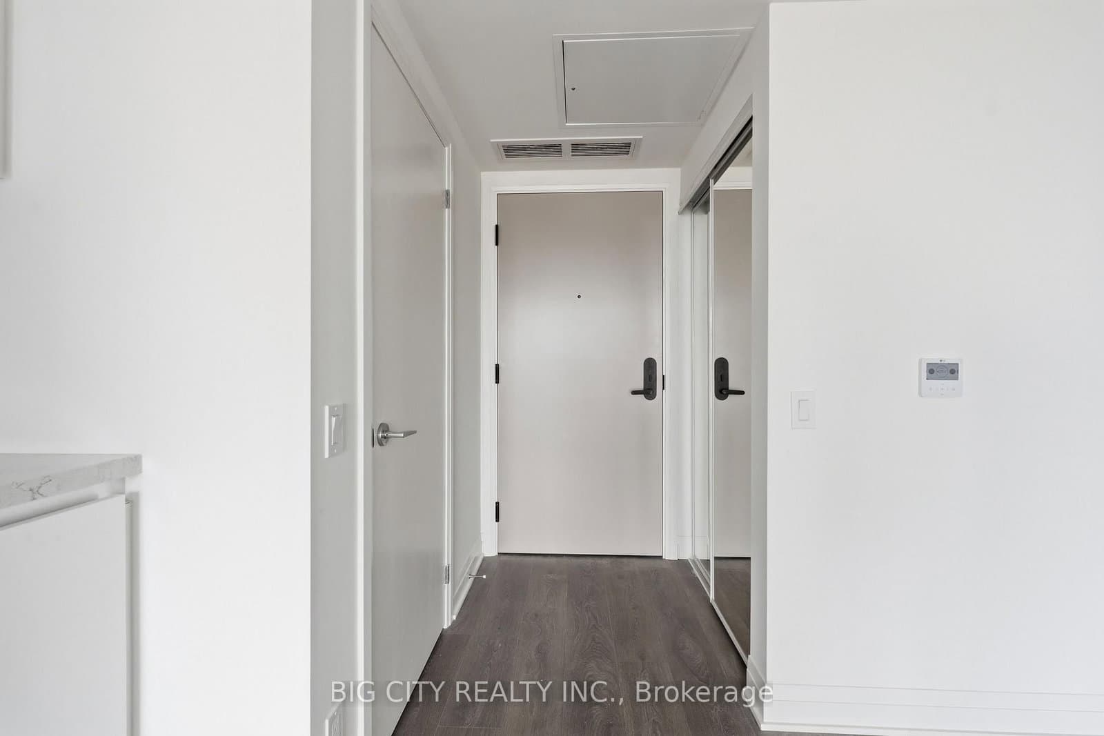 25 Frederick Todd Way, Unit 508 thumbnail 3