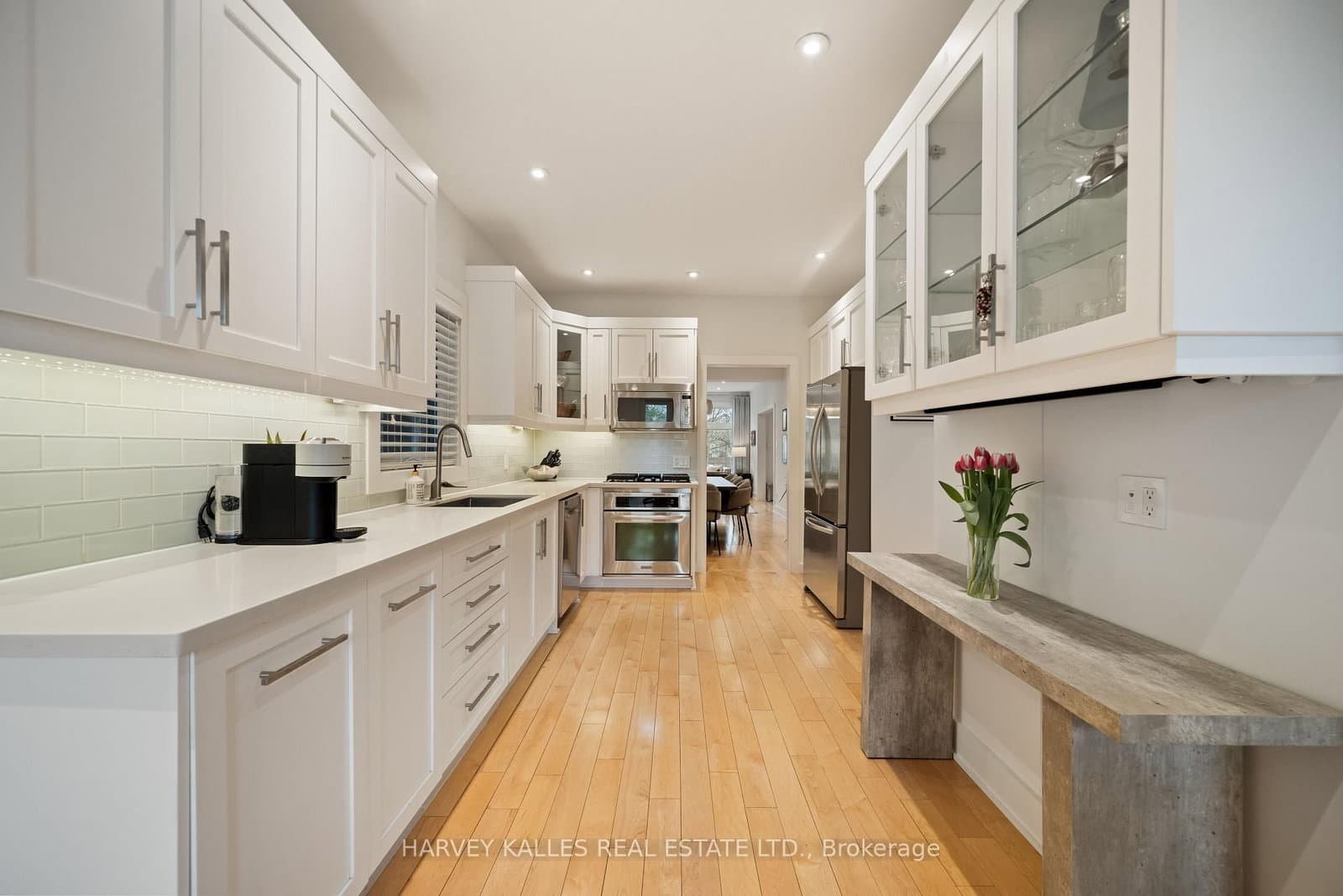434 Bedford Park Avenue thumbnail 15