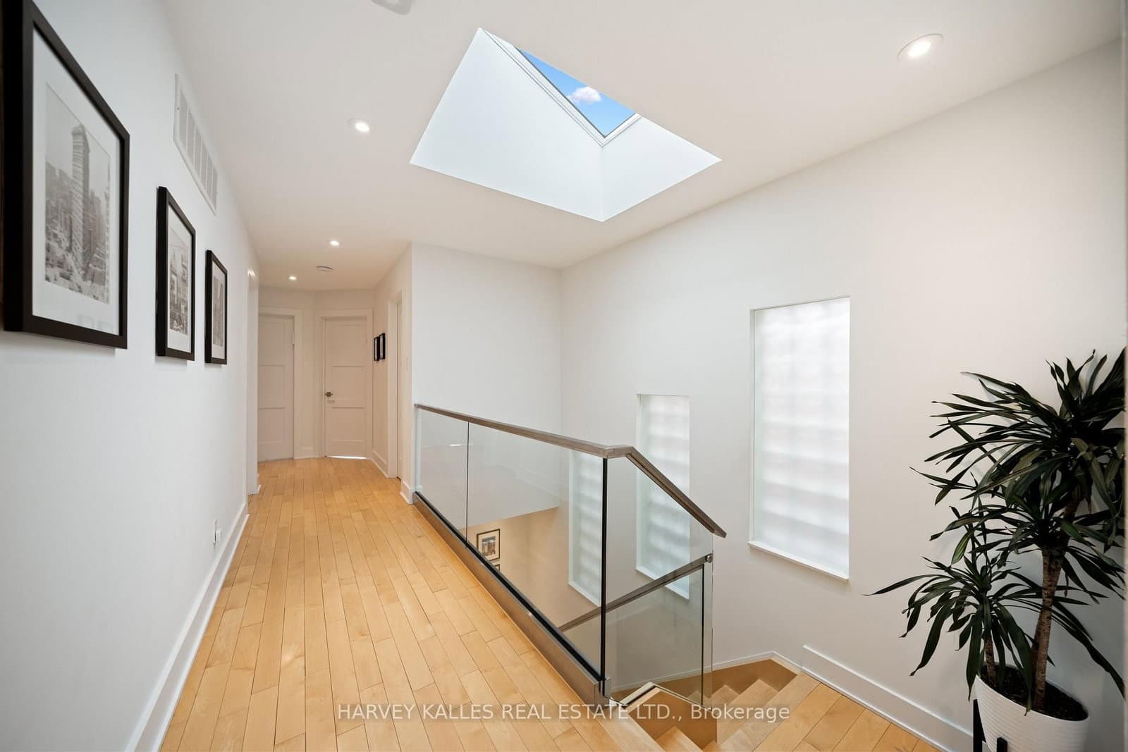 434 Bedford Park Avenue thumbnail 22
