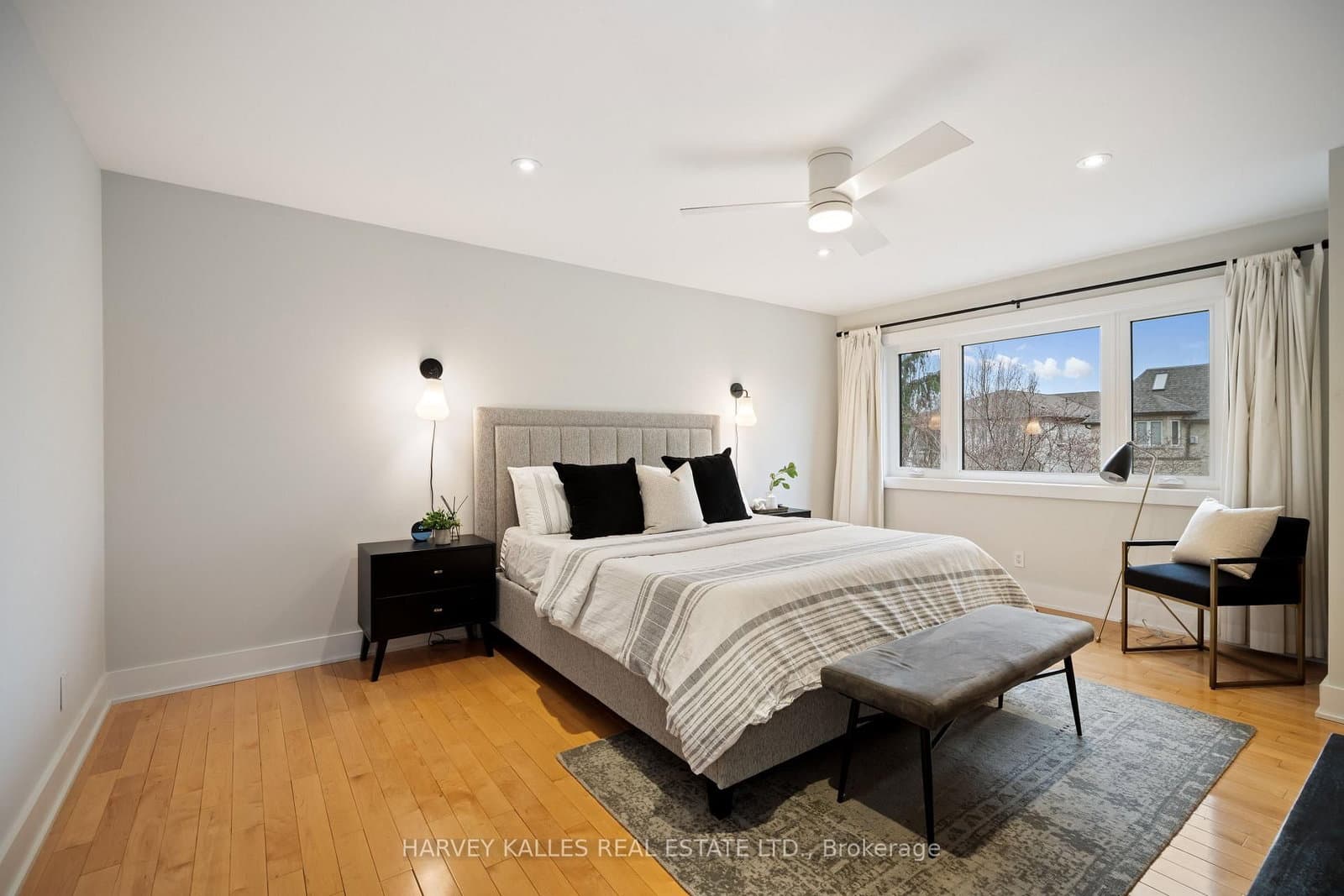 434 Bedford Park Avenue thumbnail 23