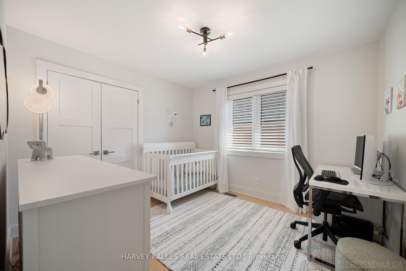 434 Bedford Park Avenue thumbnail 28