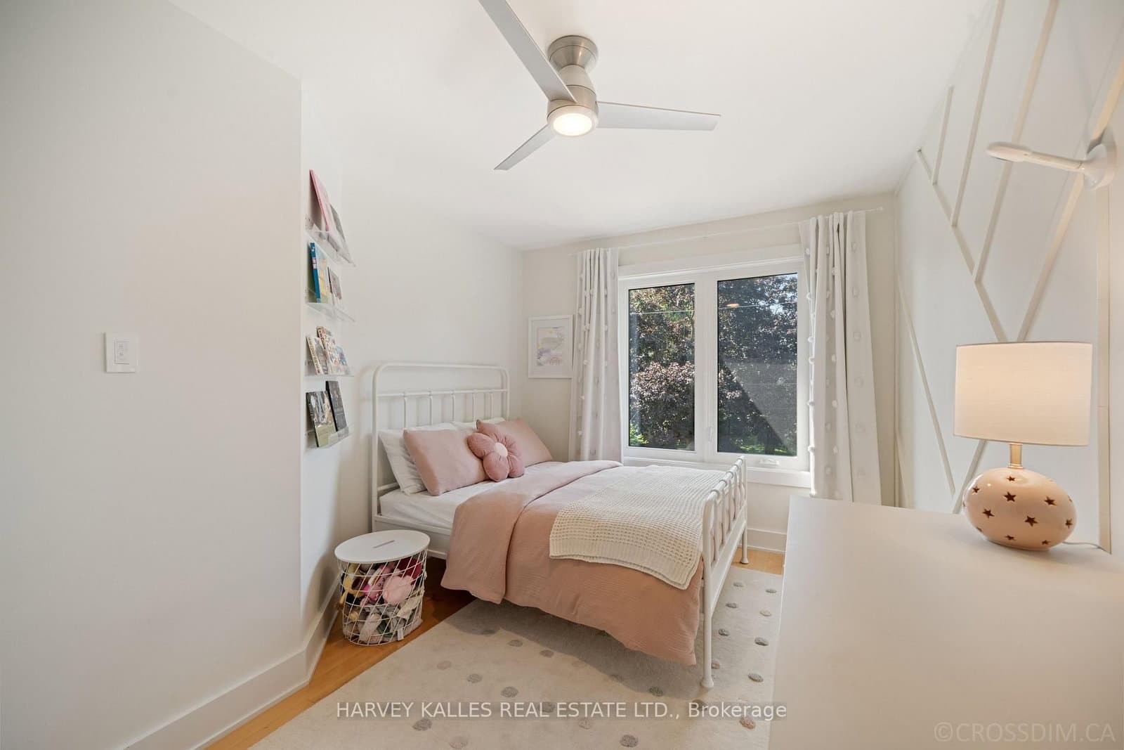 434 Bedford Park Avenue thumbnail 32