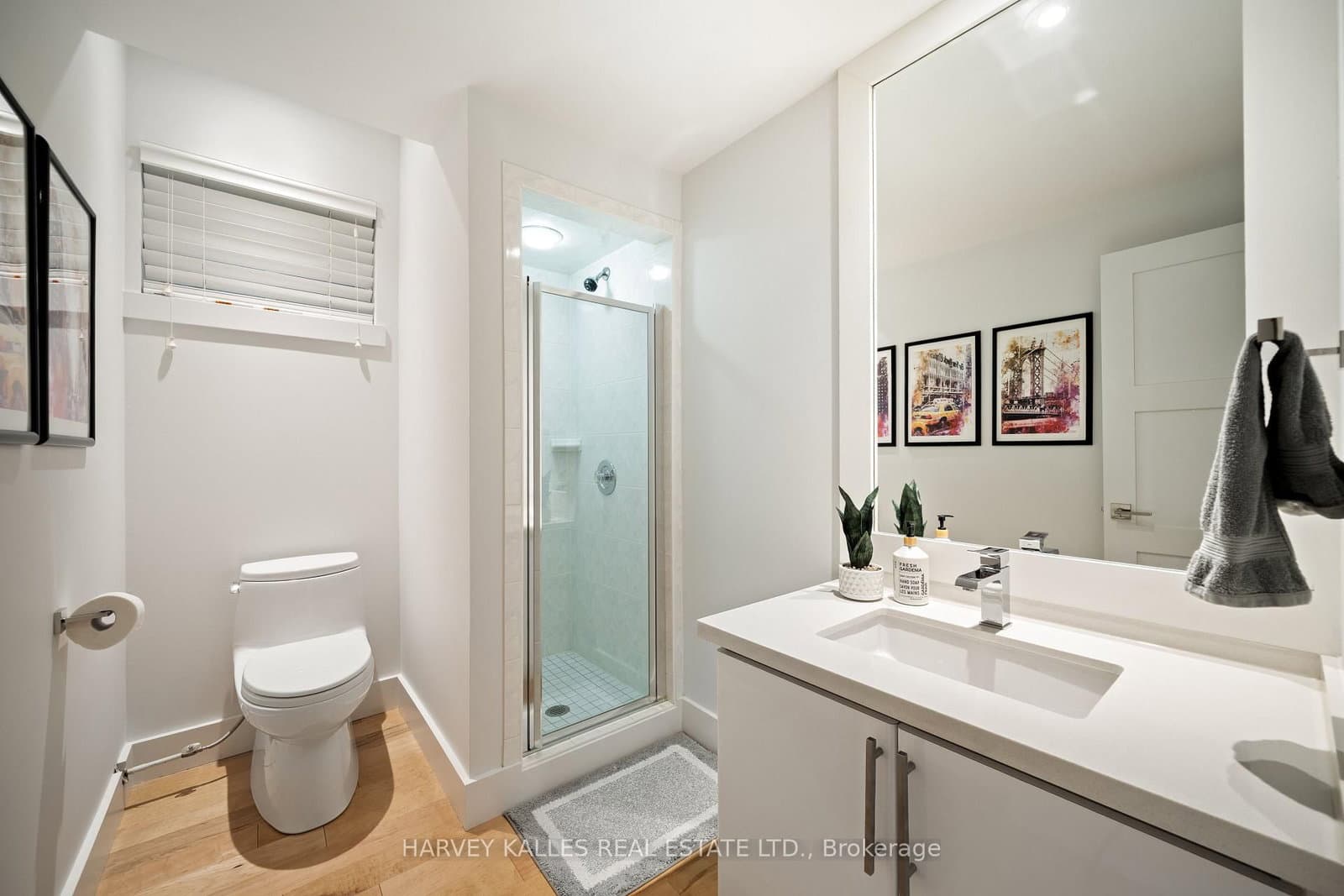 434 Bedford Park Avenue thumbnail 37