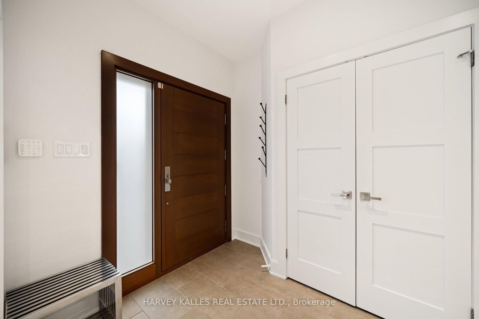 434 Bedford Park Avenue thumbnail 6