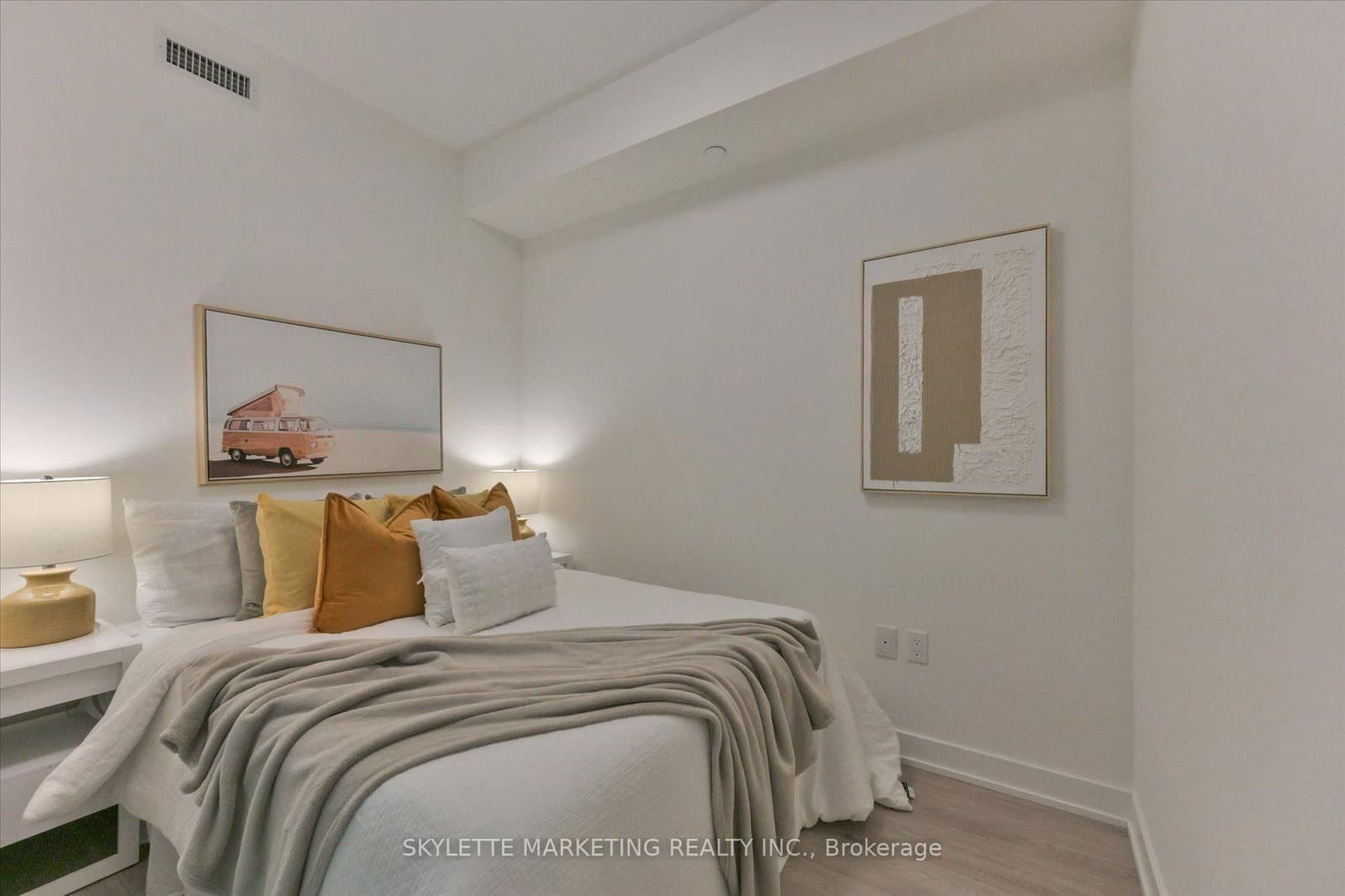 15 Queens Quay E, Unit 617 thumbnail 15