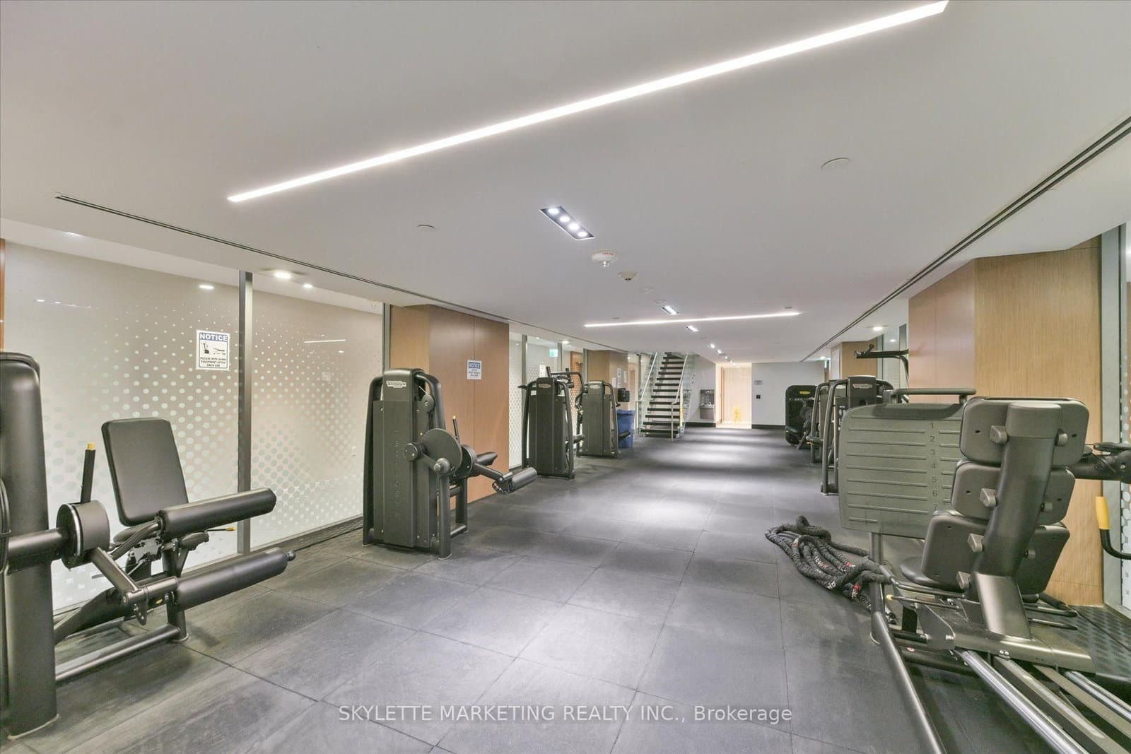 15 Queens Quay E, Unit 617 thumbnail 33
