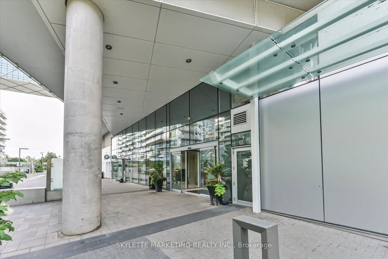 15 Queens Quay E, Unit 617 thumbnail 40