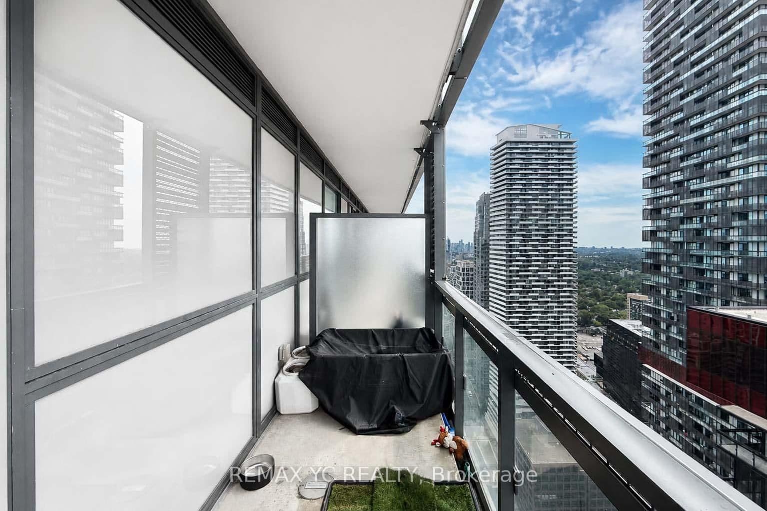 39 Roehampton Avenue, Unit 3708 thumbnail 22